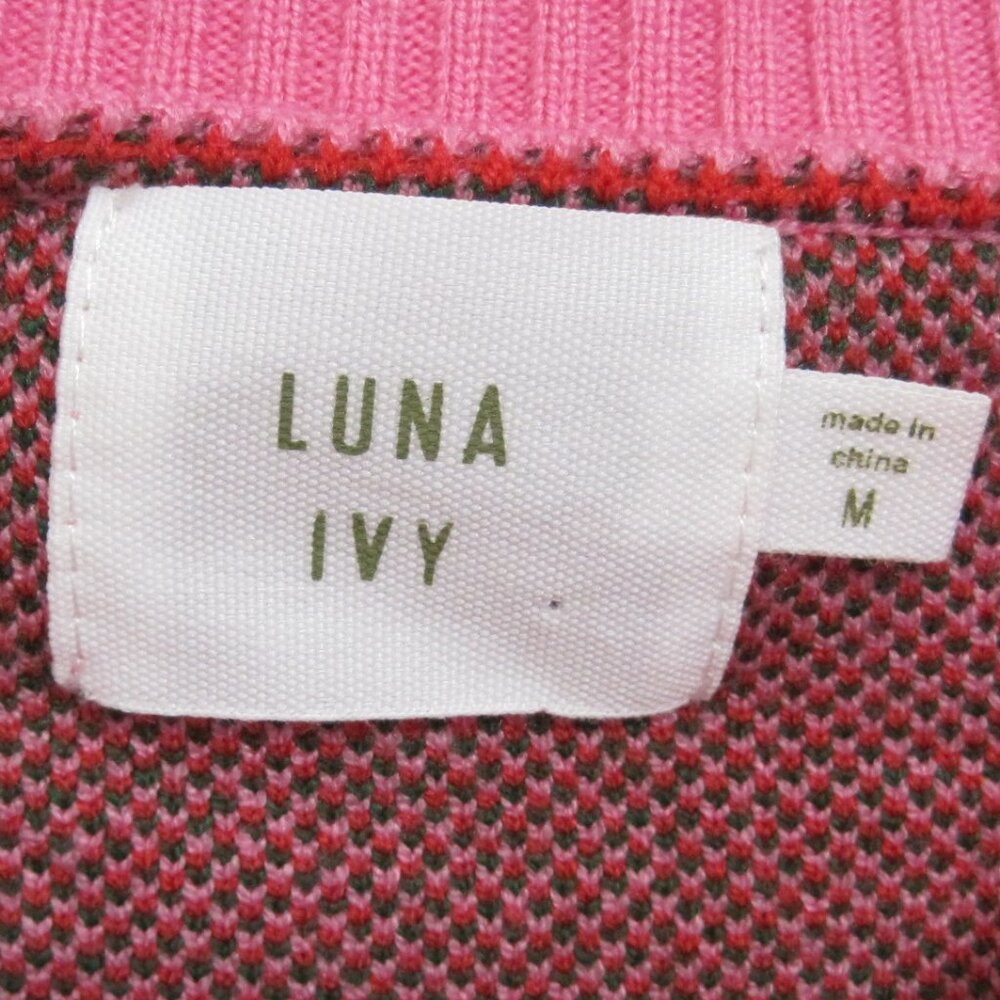 NWT Luna Ivy Chic Pink Strawberry Crew Neck Sweater sz M - Picture 5 of 8